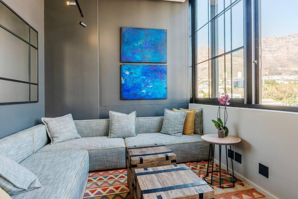In The Harri - Coworking - Views Apartment Cape Town